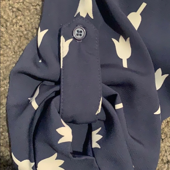 // 41 Hawthorn \\ Patterned Blouse - Picture 3 of 3